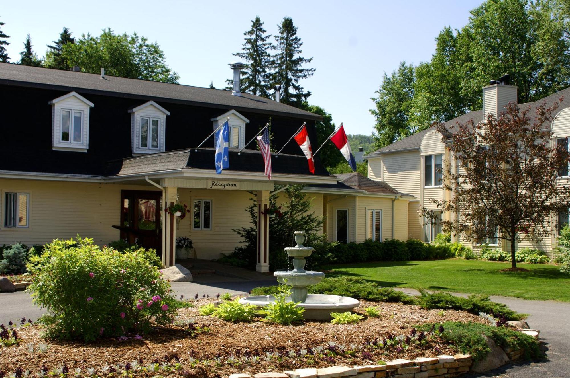 Hotel Relais St-Denis Saint-Sauveur-des-Monts Exterior foto